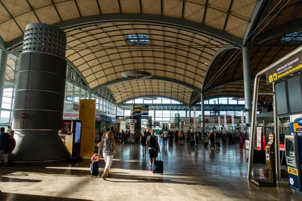 Zona de salida del aeropuerto — Foto de Stock