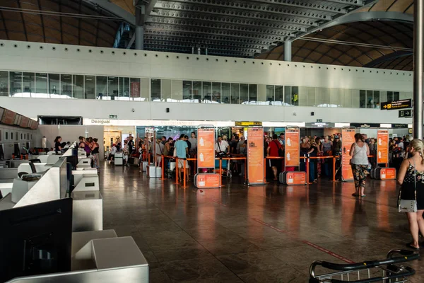 Zona de salida del aeropuerto — Foto de Stock