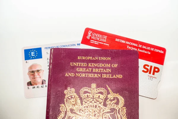 Permiso de conducir, pasaporte y tarjeta sanitaria Fotos de stock