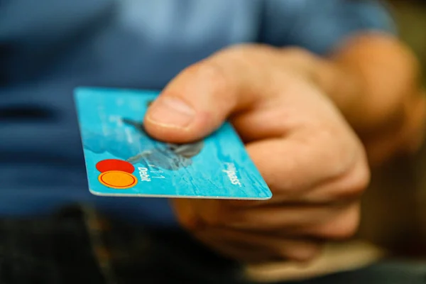 Pagar con tarjeta — Foto de Stock