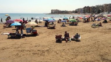 İspanyol plaj sahnesi