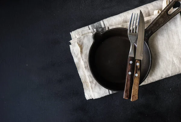 Koken Concept Met Vintage Lege Klei Pan Handdoek Cutley Kopie — Stockfoto