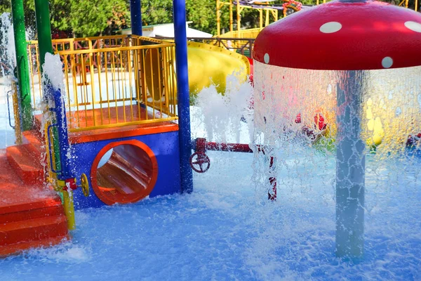 Aqua Park Met Zwembad Zomer — Stockfoto