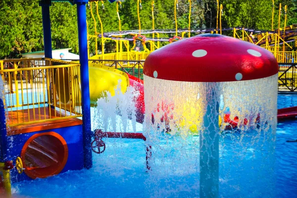 Parque Aquático Com Piscina Hora Verão — Fotografia de Stock