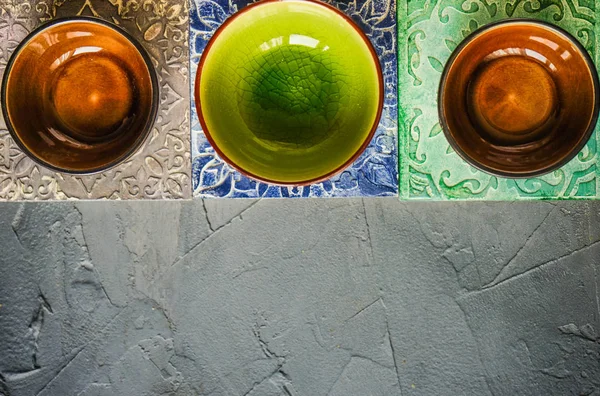 Набор Напитков Мавританском Стиле Сером Бетонном Фоне Копировальным Пространством — стоковое фото