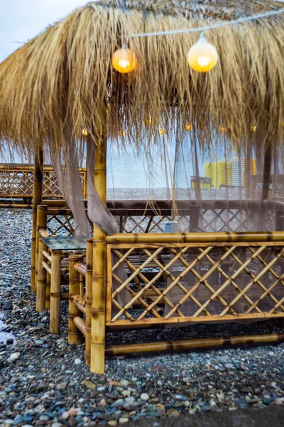 Bungalow Playa Con Techo Paja Una Costa Atardecer — Foto de Stock