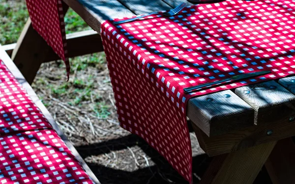 Garden Party Served Table Cutlery Coutryside Style — Stock Photo, Image