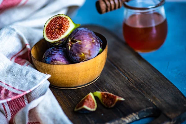 Autumnal Ripe Fig Fruits Woode Bowl Honey Huts Seasonal Food — Stock Photo, Image