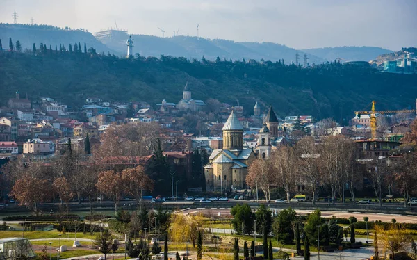 Grúzia Tbiliszi Nézd Leghíresebb Park Béke Híd Tbiliszi Downtown Télen — Stock Fotó