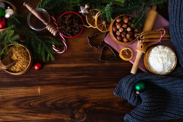 Χριστούγεννα Μαγείρεμα Έννοια Αλεύρι Καφέ Ζάχαρη Καρύδια Κανέλα Και Γλυκάνισο — Φωτογραφία Αρχείου