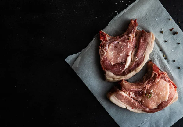 Rohes Schweinefleisch Und Gewürze Als Kochkonzept Für Reis Mit Fleisch — Stockfoto