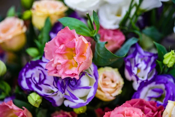 Eustoma Blüten Schönem Sommerlichen Blumenstrauß — Stockfoto