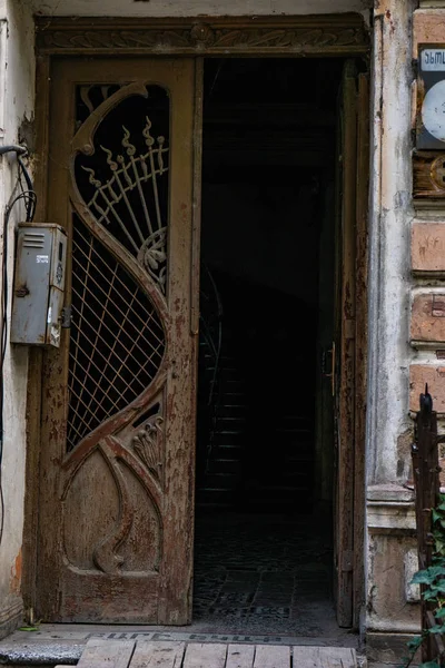 Ancienne Porte Avec Décor Fer Forgé Dans Bâtiment Partie Historique — Photo