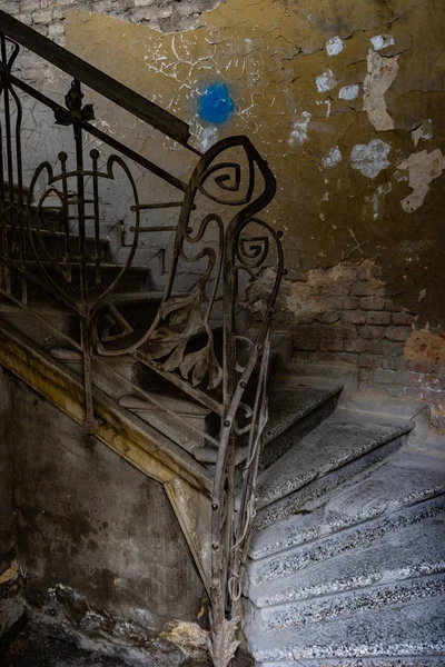 Old Spiral Staircase Forged Iron Decor Old House Downtown Tbilisi — Stock Photo, Image