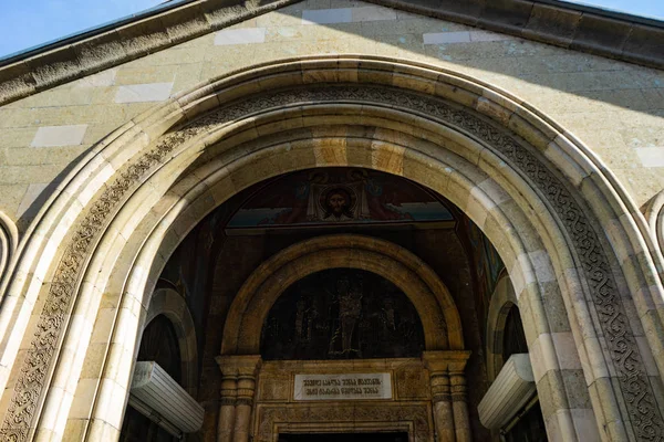トビリシ ジョージアの歴史的部分でトビリシ ジョージア 2018 シオニ大聖堂のファサード — ストック写真