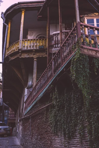 Řezbářství Balkony Staré Tbilisi Tradiční Pohled Ulice — Stock fotografie