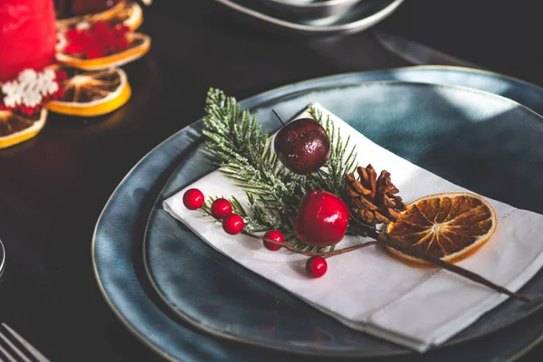 Рустикальний Стіл Святкового Різдвяного Обіду Темному Дерев Яному Столі Копіювальним — стокове фото