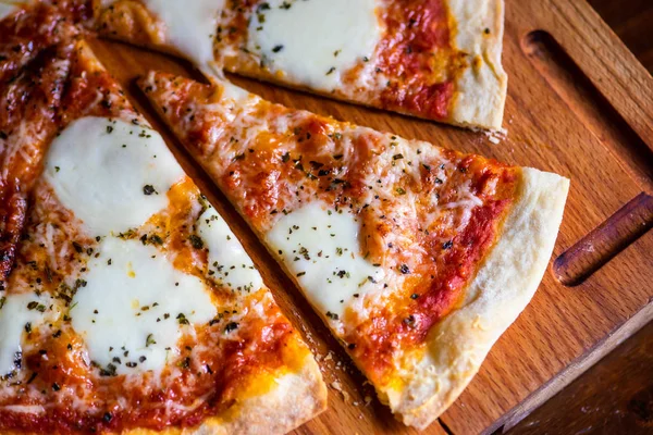 Italian Pizza Slices Dark Wooden Cutting Board Copy Space — Stock Photo, Image