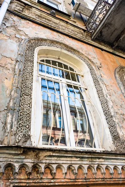 Zewnętrzny Detal Elewacji Okolicy Sololaki Tbilisi Architektura Początku Xix Wieku — Zdjęcie stockowe