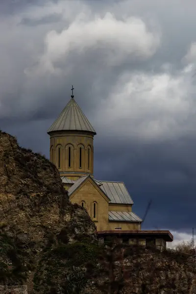 Kilise Narikala Şatoda Eski Tiflis Gürcistan — Stok fotoğraf