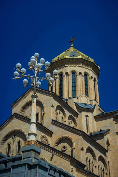 Sameba-Kathedrale in Tiflis, Georgien — Stockfoto