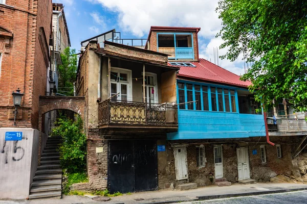 Переход на летнее время в Тбилиси — стоковое фото