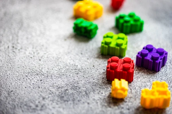 Brinquedo cores brilhantes blocos — Fotografia de Stock