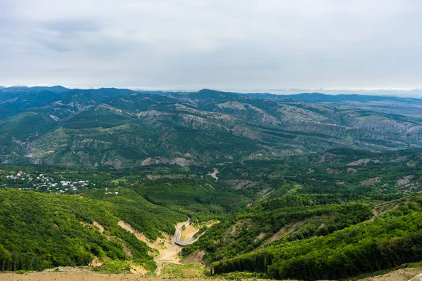 Paisagem georgiana do Cáucaso — Fotografia de Stock