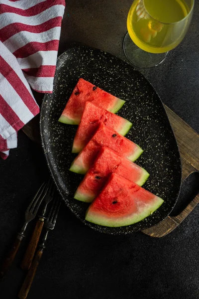 Concepto de alimento ecológico con sandía —  Fotos de Stock