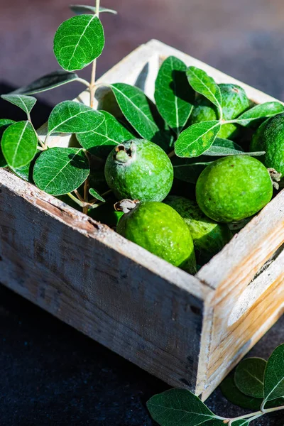 Biologische fruitfeijoa in de herfst — Stockfoto