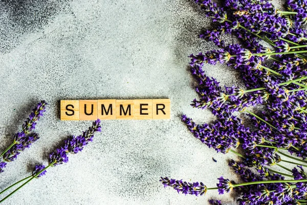 Summer Card Concept Frame Made Fresh Lavandula Flowers Wooden Blocks — Stock Photo, Image
