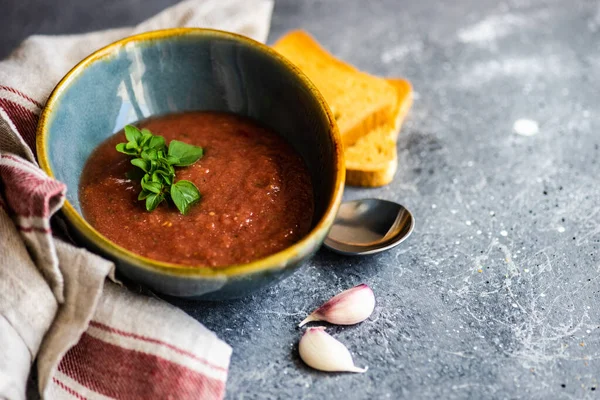 Tomato Cream Soup Oregano Served Bowl Cutlery Concrete Background Copy — Stock Photo, Image