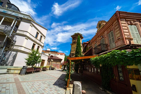 Luglio 2020 Tbilisi Georgia Centro Storico Tbilisi Piazza Torre Cadente — Foto Stock