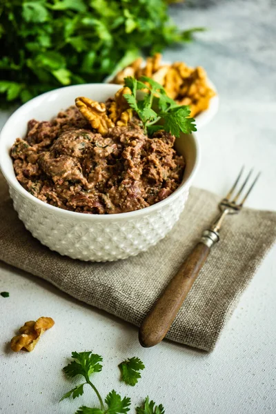 Plato Tradicional Frijol Georgiano Lobio Con Nuez Servido Moderno Tazón —  Fotos de Stock