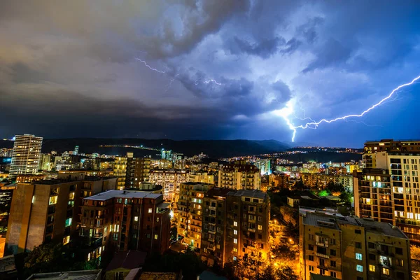 Tempestade Verão Com Relâmpagos Noite Sobre Centro Tbilisi Geórgia — Fotografia de Stock