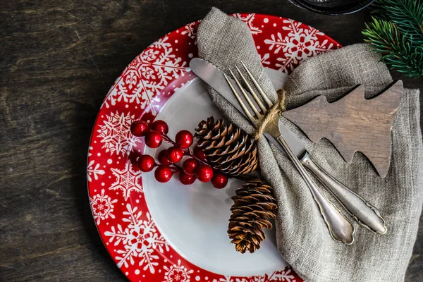 Üres Tál Ünnepi Dekorációval Evőeszközökkel Asztalon Fot Karácsonyi Vacsora — Stock Fotó