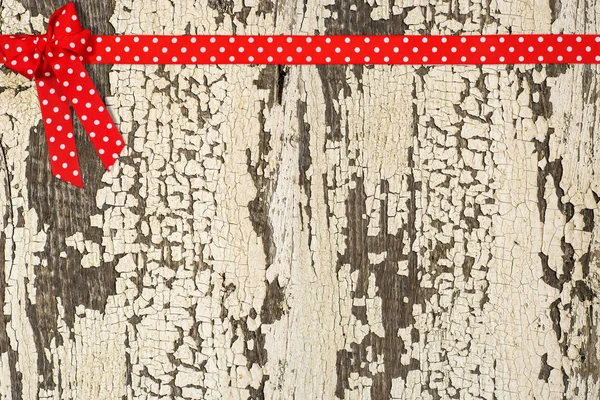 Декоративна Червона Стрічка Старому Дерев Яному Столі Вид Зверху — стокове фото