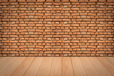 boş tablo ve tuğla duvar içinde geçmiş. ürün görüntüleme için büyük.