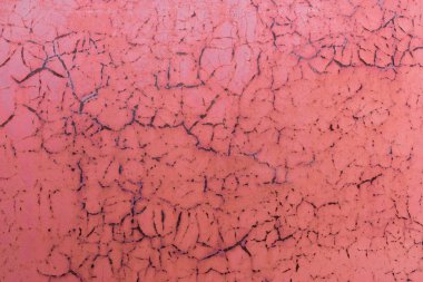 bir büyük paslı ve metal korozyon, yontma boya, peeling ve boya, kırmızı doku çatlama ile eski arka plan ile boyalı demir yüzey