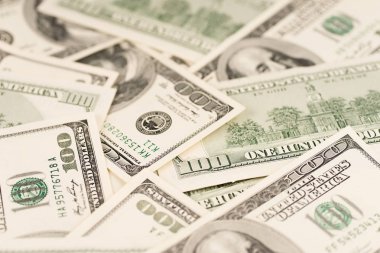 Dolar arka plan, yüz ABD Doları banknot faturaları, birçok Amerikan nakit para, seçici odak