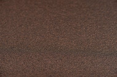 Kahverengi boya metal, arka planlar üzerinde kırık. Arka plan, boş şablon. 