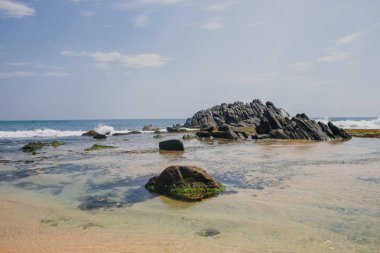 Arka plan resort, taş su Sri Lanka için