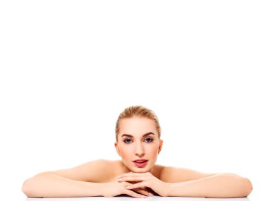 Güzel model mükemmel taze temiz ten kızla. Gençlik ve cilt bakım kavramı.