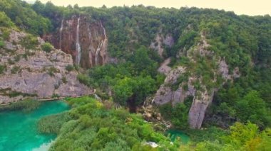 Plitvice Gölleri yukarıda