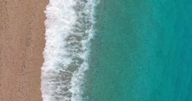 Akdeniz kıyı tatil görünümü