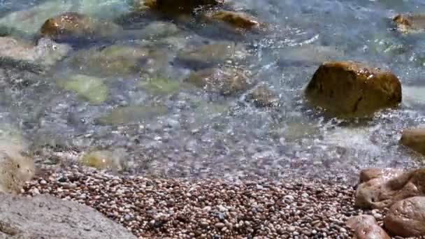 Stenen strand in hualien city taiwan — Stockvideo