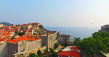 Eski şehir Dubrovnik çatılar