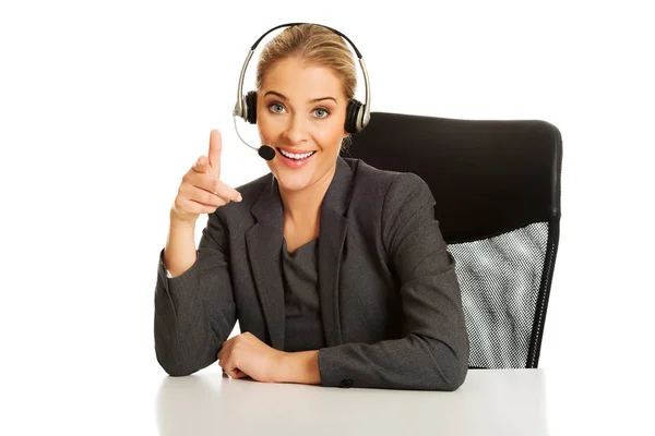 Call center donna che lavora — Foto Stock