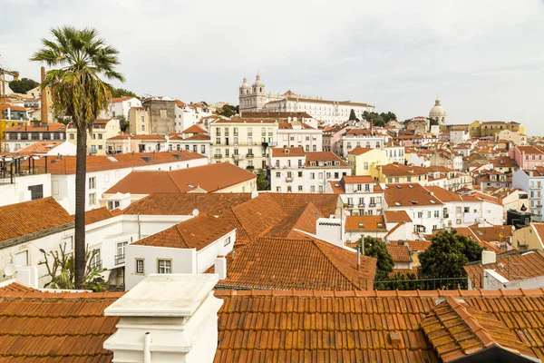 Utsikt över gamla stan, Lissabon, Portugalview i gamla stan, Lissabon, Portugal — Stockfoto