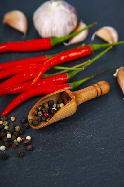 Red Chili Pepper Garlic Hot Peppercorns Dark Background Various Spices — Stock Photo, Image